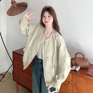 米白色工装棒球服外套女春秋2025新款飞行服机车服爆款宽松流行图片