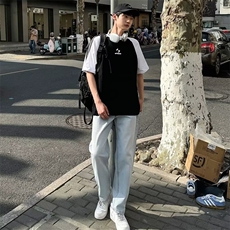 白蓝色