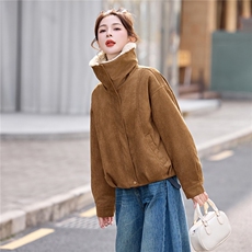 羊羔毛翻领麂皮绒白鸭绒羽绒服，女装羽绒服，采品优优