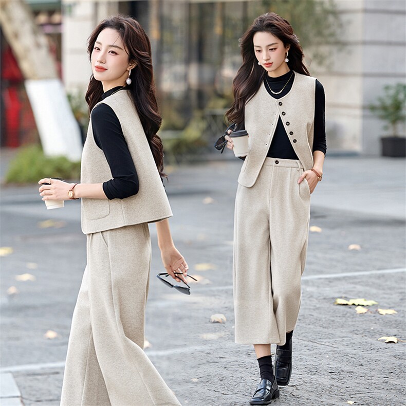 韩系高级感呢料马甲+针织打底套装女2026春装新款三件套裙裤，女装套装/套裙，涵墨