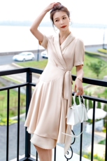 2023年夏季韩版通勤钉珠翻领中长款连衣裙，女装连衣裙，卡杰菲
