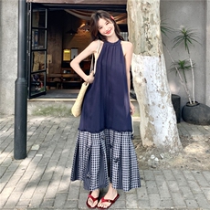 挂脖连衣裙长裙夏季格纹连衣裙法式无袖小众设计感，女装连衣裙，2C167