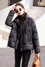 时尚潮流羽绒服女2022年冬季新款短款立领外套90白鸭绒，女装羽绒服，润尚靓点