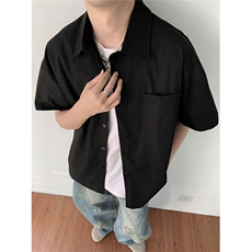 黑色