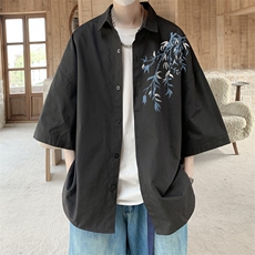 黑色
