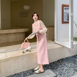 粉色小香风马甲套装裙女春秋三件套超火爆款漂亮流行气质高级感图片