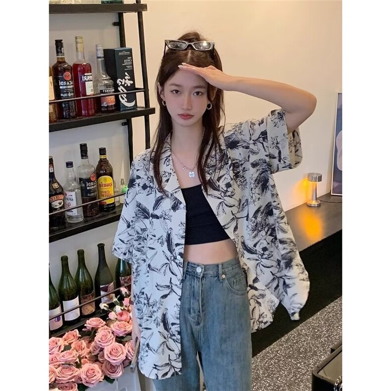 大码胖妹妹短袖衬衫女夏季新款设计感小众衬衣外套港风碎花上衣潮,男装T恤,星座506A