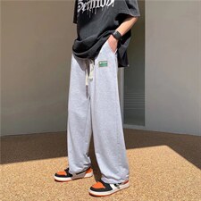 灰色