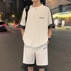 白色