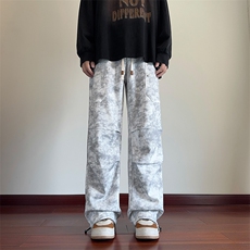 灰色
