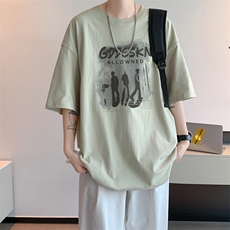 淡绿色