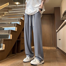 灰色