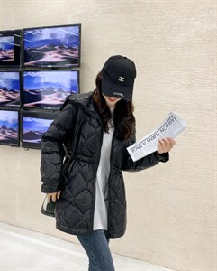 香丽迪冬装新款羽绒服图片