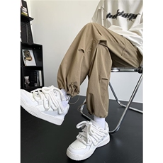 棕色