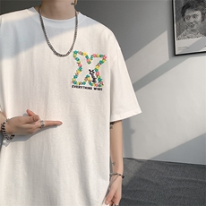 白色