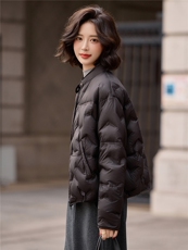 红色当季新款羽绒服女洋气宽松百搭小个子白鸭绒冬季厚外套，女装羽绒服，梦懿尔