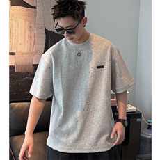 灰色