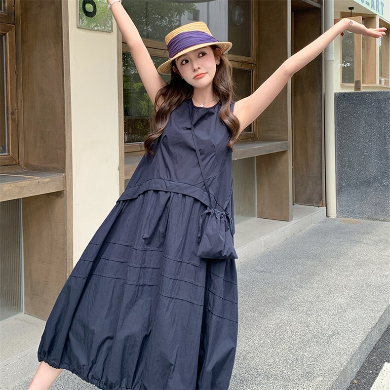 藏青色无袖连衣裙女夏2025新款学院风超火爆款减龄花苞灯笼背带裙,女装连衣裙,浙宝220