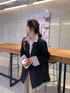 现货 春装新款西服图片