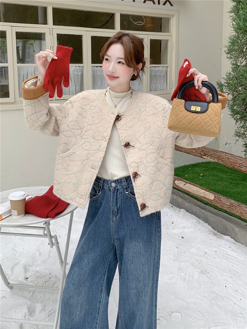 现货-2025年冬季新款韩版圆领提花设计显瘦夹棉毛呢百搭外套女,女装毛呢外套,霓裳依族