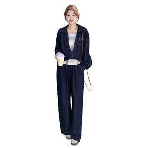 韩剧藏青色休闲衬衫运动套装女秋2025新款条纹吊带ootd穿搭三件套图片