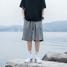 深灰色