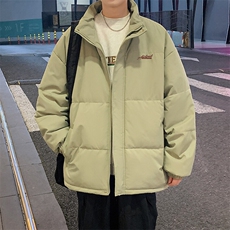 灰绿色
