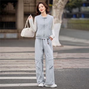 2026年春季新款时尚休闲三件套套装女图片