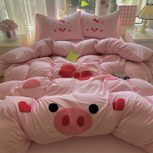 新款水洗棉大版毛巾绣四件套-猪猪女孩图片