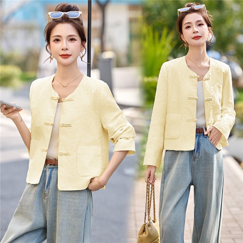 2026年春季新中式提花盘扣设计感时尚潮流气质外套，女装短外套，芭米依尚