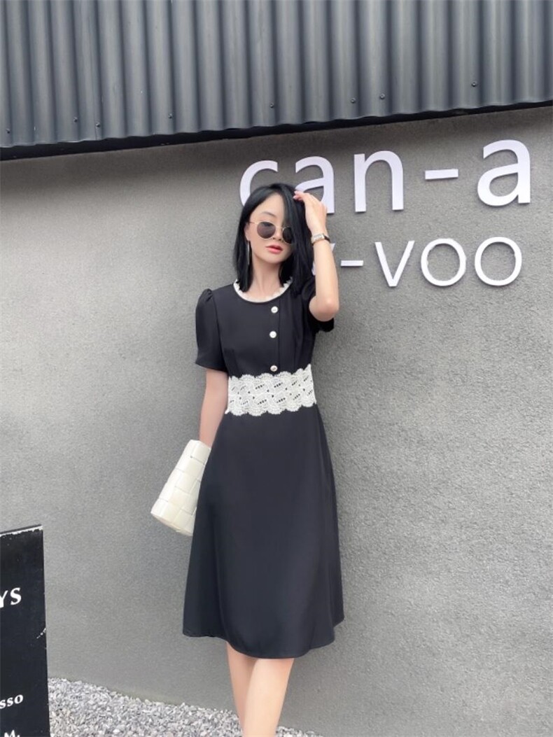 气质修身刺绣蕾丝拼接连衣裙，女装连衣裙，天使公主