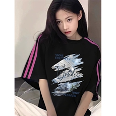 抖音得物品质二开240克宽松纯棉美式潮牌印花三条杠中性风短袖T恤，男装T恤，电商A486