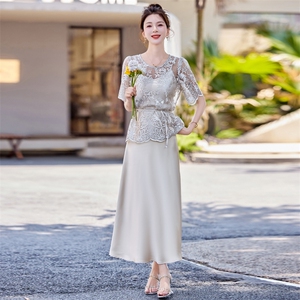 蕾丝吊带连衣裙两件套女夏2024新款法式高级感气质名媛女神范套装图片