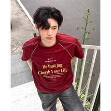 酒红色
