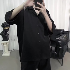 黑色