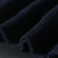 男V领薄款羊毛针织毛衣2025春季商务休闲保暖纯色内搭打底衫潮，男装羊绒套衫，台绒羊绒