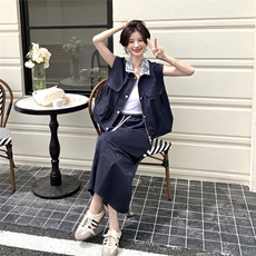 藏青色