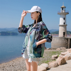新款防晒衣女夏装中长款宽松韩版风衣防紫外电动车连帽遮阳服外穿图片