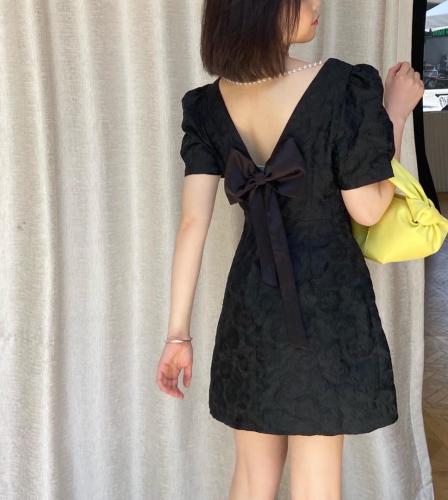 露背蝴蝶结连衣裙,女装连衣裙,ceelphy