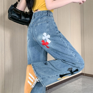 AK2324-P60美式辣妹彩绘十字架拼接牛仔女街头设计感牛仔长裤图片