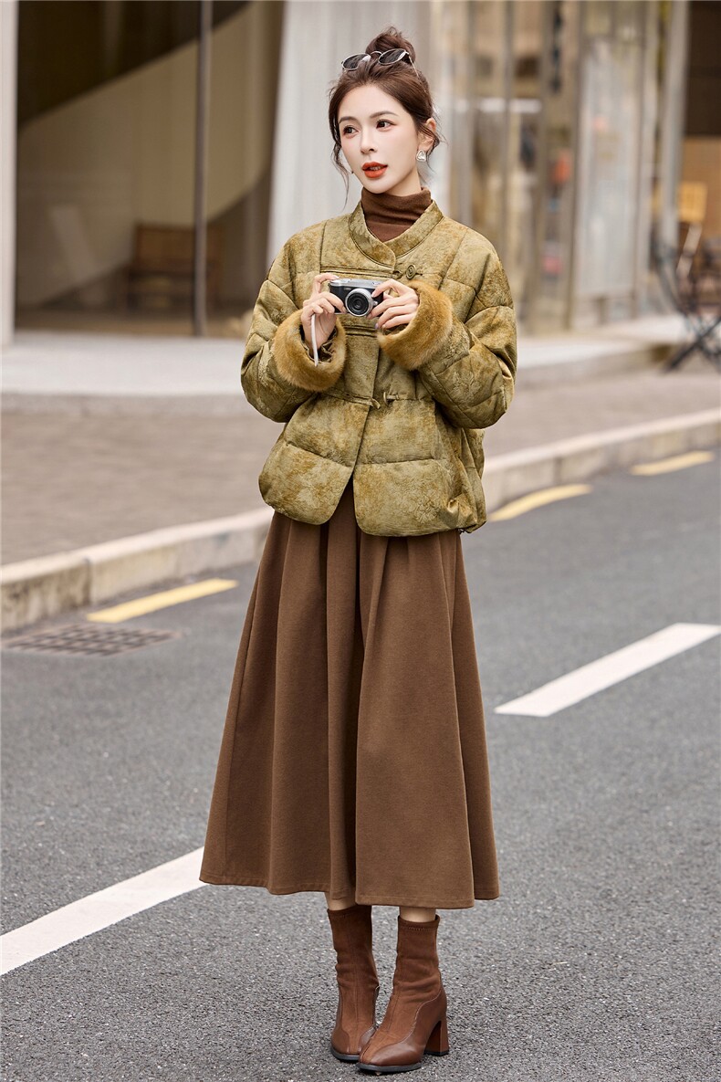 2025年冬季新款女装时尚气质新中式羽绒服,女装羽绒服,关键词
