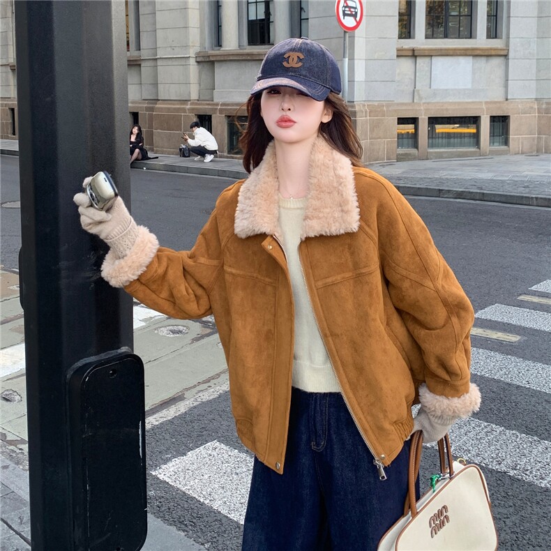 新款大货已出皮毛一体羊羔毛短外套2D014-10032-P195-K288,女装短外套,2D014