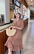 碎花修身连衣裙，女装连衣裙，米娜·丹怡