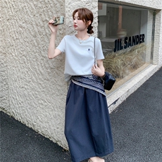 超火休闲刺绣T恤半身裙套装女夏2025新款俏皮活泼气质穿搭两件套，女装套装/套裙，2D145