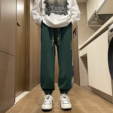 绿色