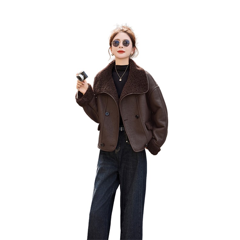 2025冬季女新款宽松显瘦百搭休闲保暖皮毛一体翻领外套,女装皮衣,自然秀