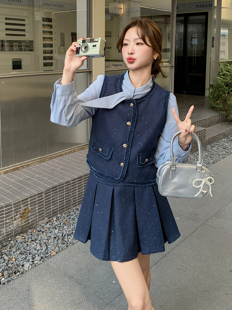 蓝色小香风三件套女士2025秋季新款高级感马甲气质衬衫百褶裙套装,女装套装/套裙,霓裳依族