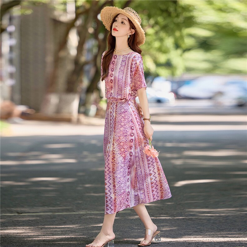 高级感印花连衣裙女夏季2025新款收腰系带一片式裹身优雅气质长裙,女装连衣裙,依路服饰