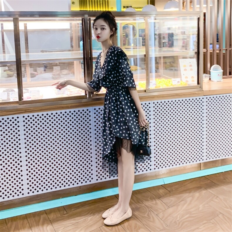 2021年夏季主推波点网纱不规则连衣裙潮流舒适简约,女装连衣裙,卡莱