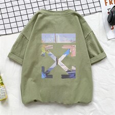 灰绿色